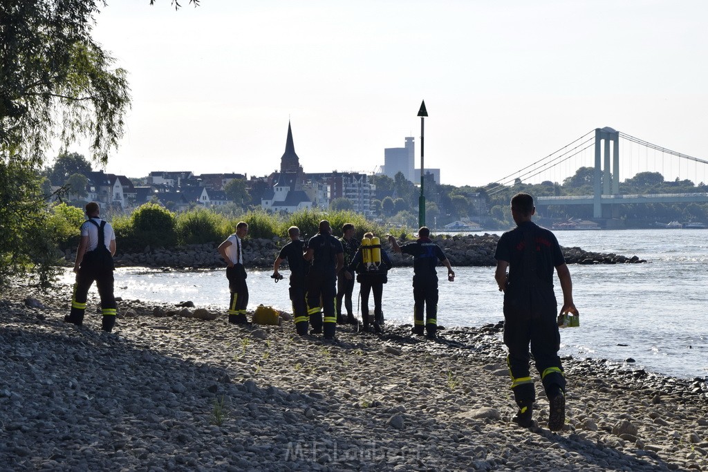 PRhein Koeln Rodenkirchen Uferstr P039.JPG - Miklos Laubert